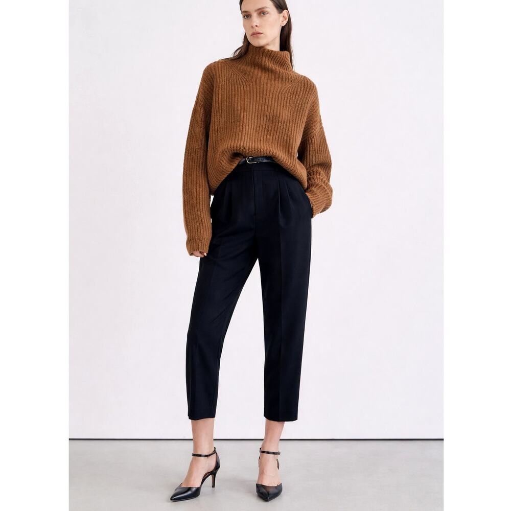 Nili Lotan 10 Joseph $750 Virgin Wool Dress Pants Pleated Front Cropped Black